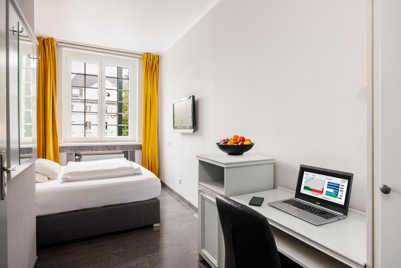 Hotel In 16 Heidelberger Hof *